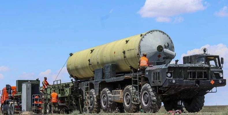 Τρόμος στο NATO – Η Ρωσία πραγματοποίησε νέα δοκιμή του νέου αντιβαλλιστικού πυραύλου “PRS-1M” (βίντεο)